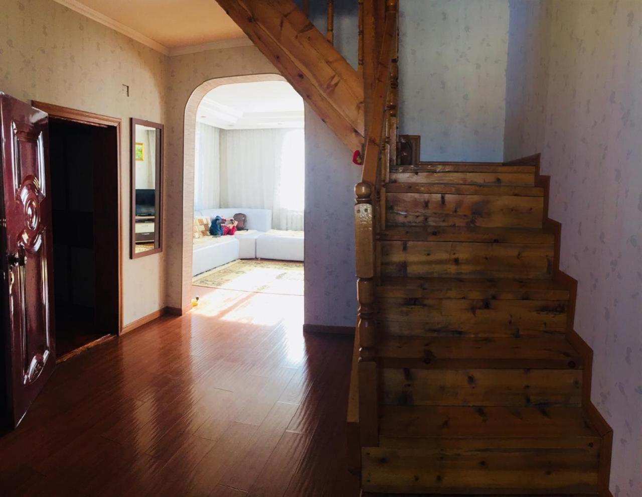 Bulbul Jamak Travel Hostel Olgii Eksteriør bilde
